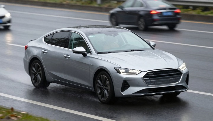 The Chemistry Behind Sulfation: How 90% of Car Batteries Die Prematurely